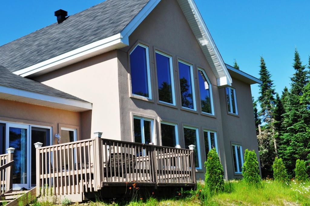 La Taniere De L'Ours Hotel Saint-Donat Exterior foto