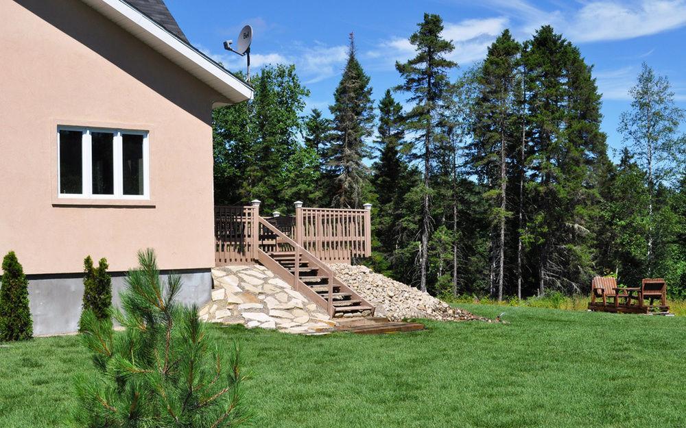 La Taniere De L'Ours Hotel Saint-Donat Exterior foto